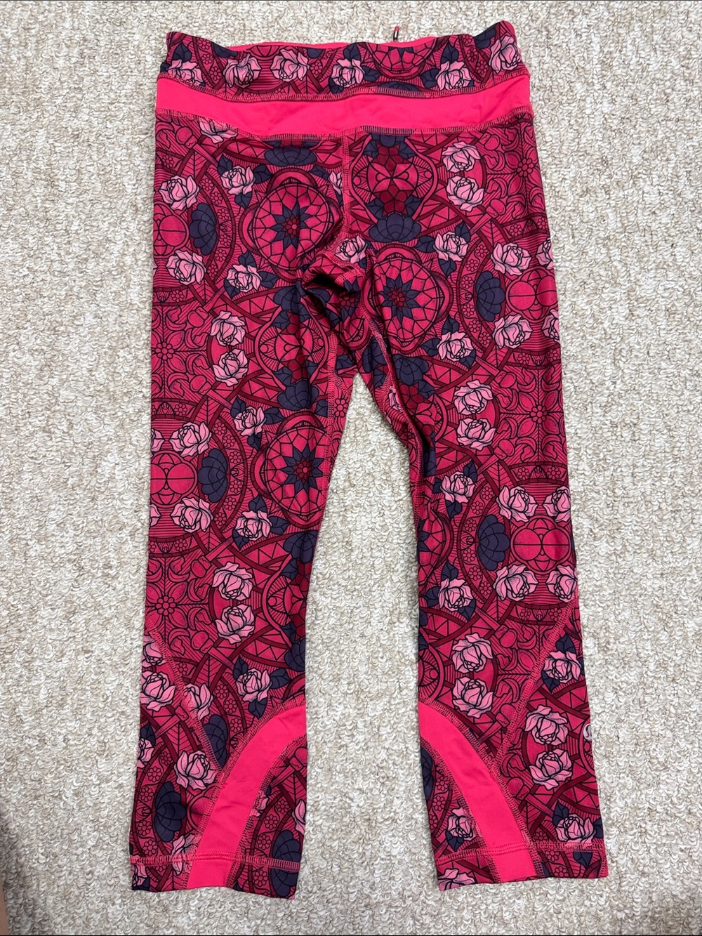 Lululemon Pink Patterned Active crops